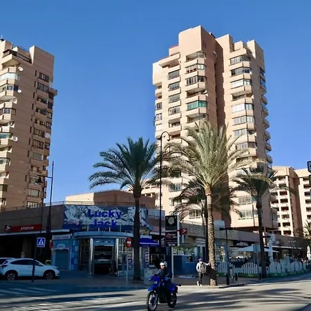 Estudio El Balcon, En Primerisima Linea De Playa. アパート フエンヒロラ